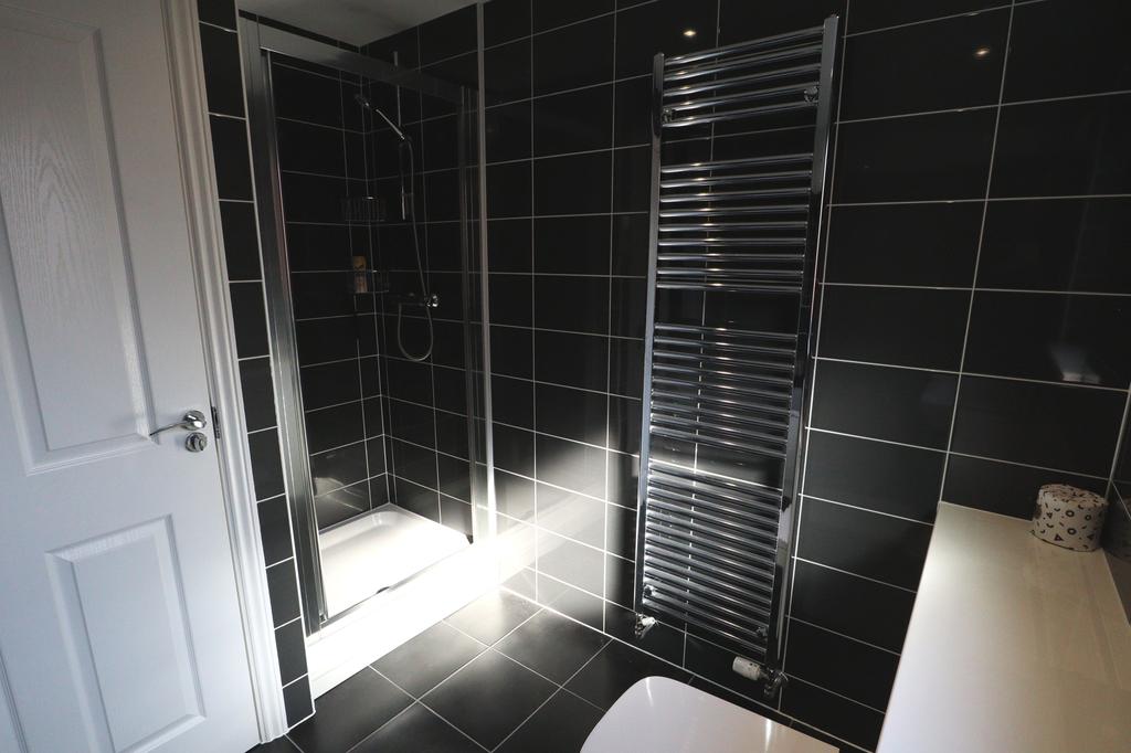 Bathroom (3)