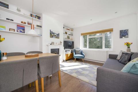 121 Thetford Road, New Malden, KT3 5DS