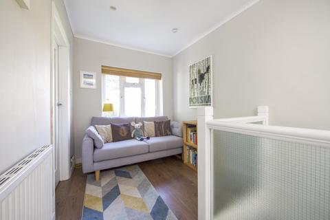 121 Thetford Road, New Malden, KT3 5DS
