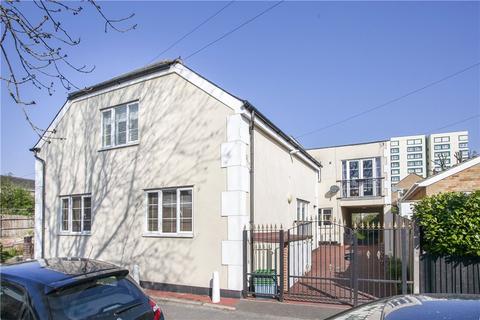 2 bedroom apartment for sale - Sunny Bank, South Norwood, London, SE25