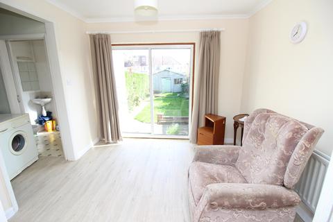 49 Stoneleigh Avenue, Worcester Park, KT4 8XX