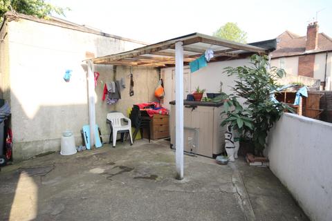 8, Chestnut Court Chestnut Avenue, Wembley, HA0 2LT
