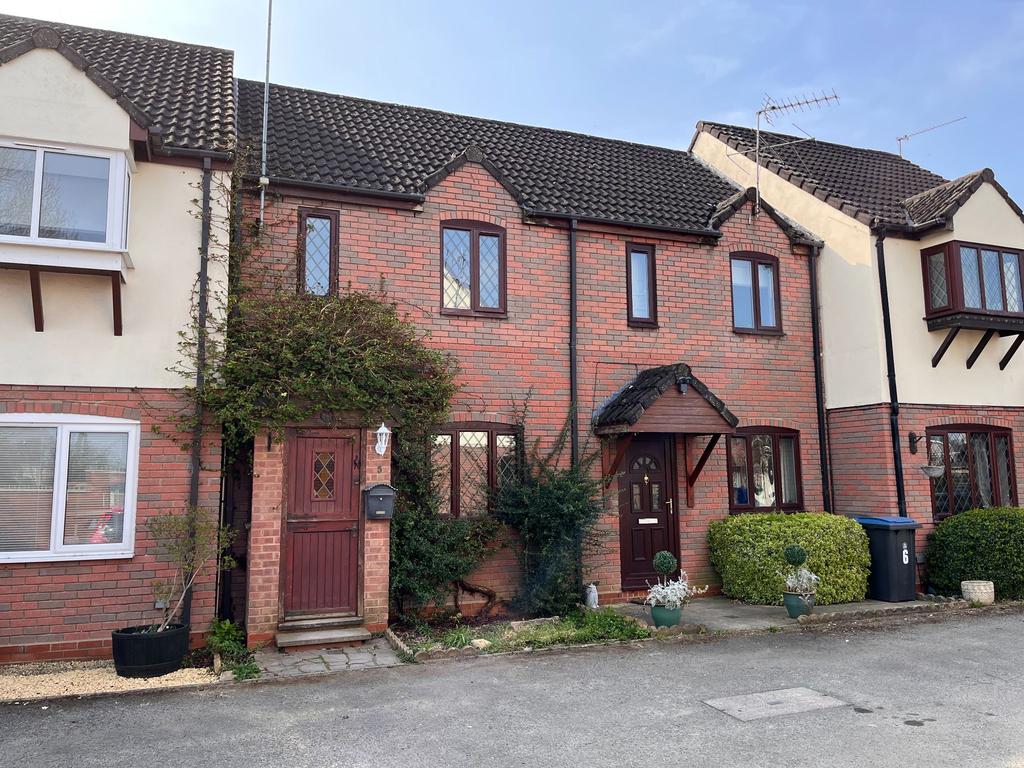 Willow Close, Alcester, B49 2 bed terraced house for sale £239,950