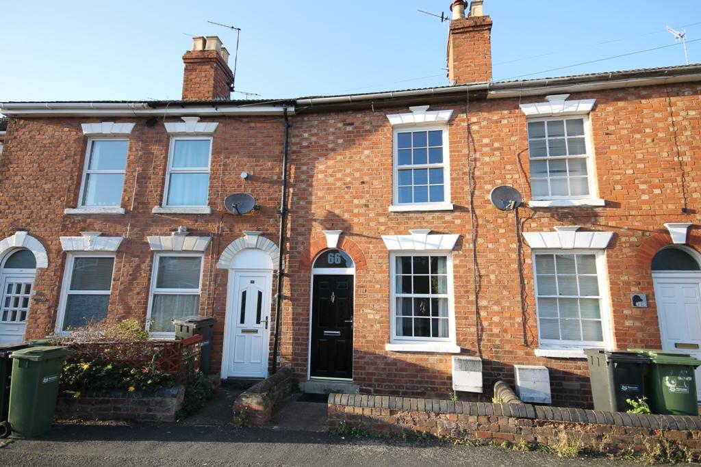 Blakefield Road, St Johns, WR2 2 bed terraced house £770 pcm (£178 pw)