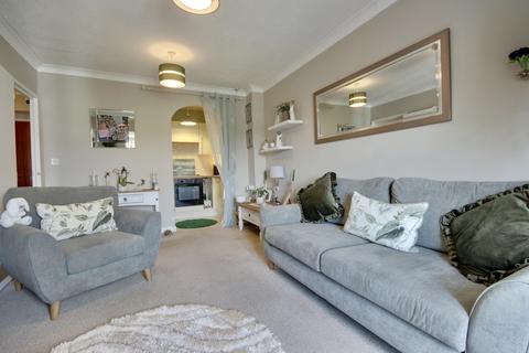 1 bedroom apartment for sale, Hometide House, Beach Road, Lee-0n-The-Solent, Hampshire, PO13