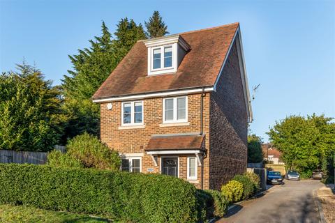 Highbroom Tilford Road, Hindhead, GU26 6SF