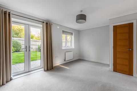 Highbroom Tilford Road, Hindhead, GU26 6SF