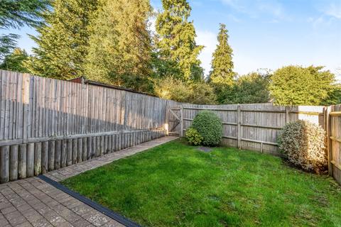 Highbroom Tilford Road, Hindhead, GU26 6SF