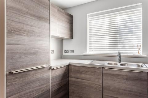 Highbroom Tilford Road, Hindhead, GU26 6SF