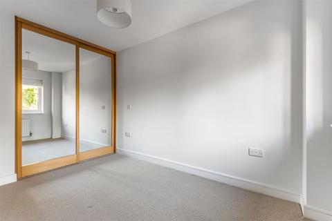 Highbroom Tilford Road, Hindhead, GU26 6SF