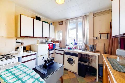 133 Whatley Avenue, London, SW20 9NT