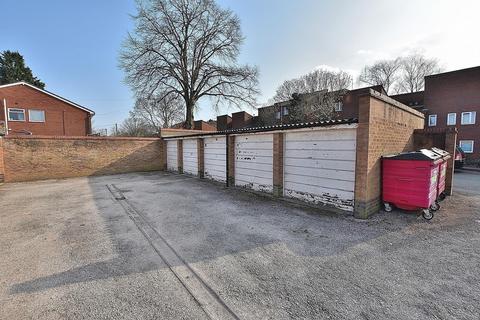 Flat 16, Bantock Court Broad Lane, Wolverhampton, WV3 9DA