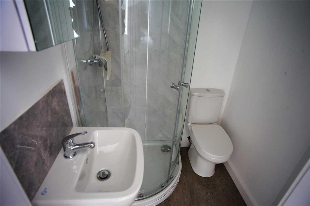 Room 3 en-suite