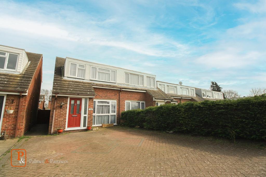 Onslow Crescent, Colchester, Essex, CO2 3 bed semidetached house £