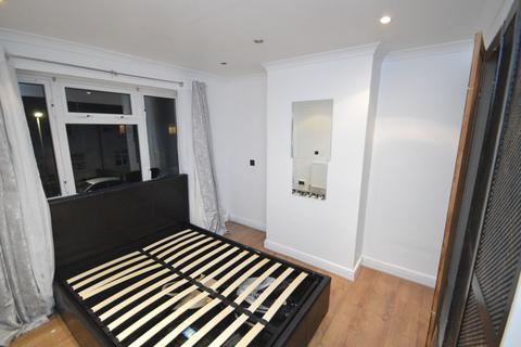 1 bedroom maisonette for sale, Grafton Road