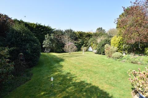 8 The Gateway, Woking, GU21 5SL