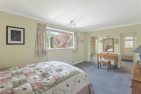 8 The Gateway, Woking, GU21 5SL