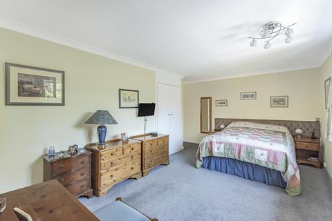 8 The Gateway, Woking, GU21 5SL