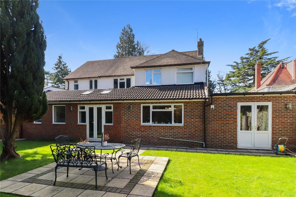 Hempstead Road, Watford, Herts, WD17 5 bed detached house £1,495,000