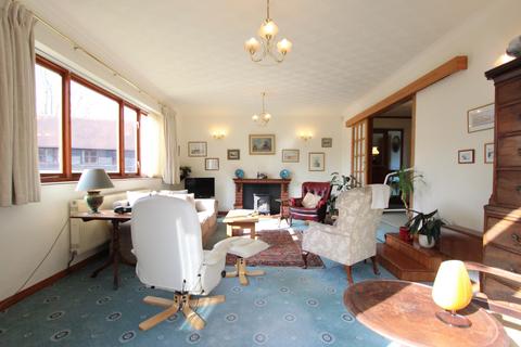 2 Moorwell Drive, Shepherdswell, Dover, CT15 7QD