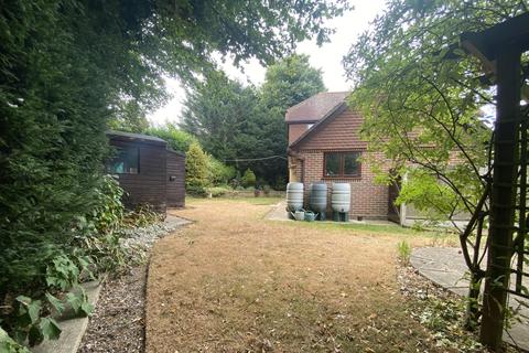 2 Moorwell Drive, Shepherdswell, Dover, CT15 7QD