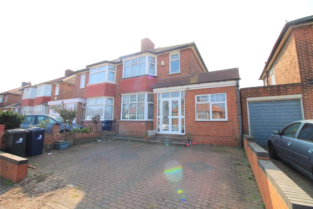 Orchard Gate, Greenford, UB6 4 bed semidetached house £2,200 pcm (£