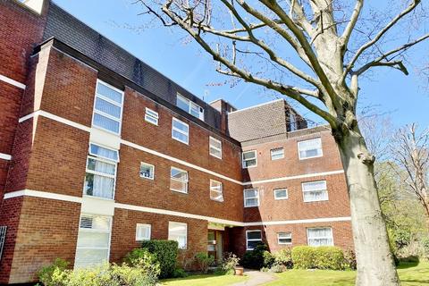 2 bedroom ground floor flat for sale - The Chequers, West End Lane, Pinner
