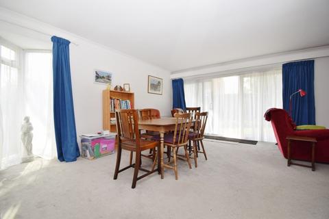 2 bedroom ground floor flat for sale - The Chequers, West End Lane, Pinner
