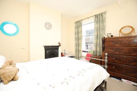 4 Ambien Road, Atherstone, CV9 2AT