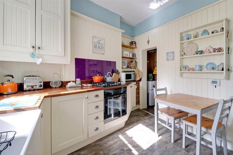 5 Castle Street, Northam, Bideford, EX39 1AT