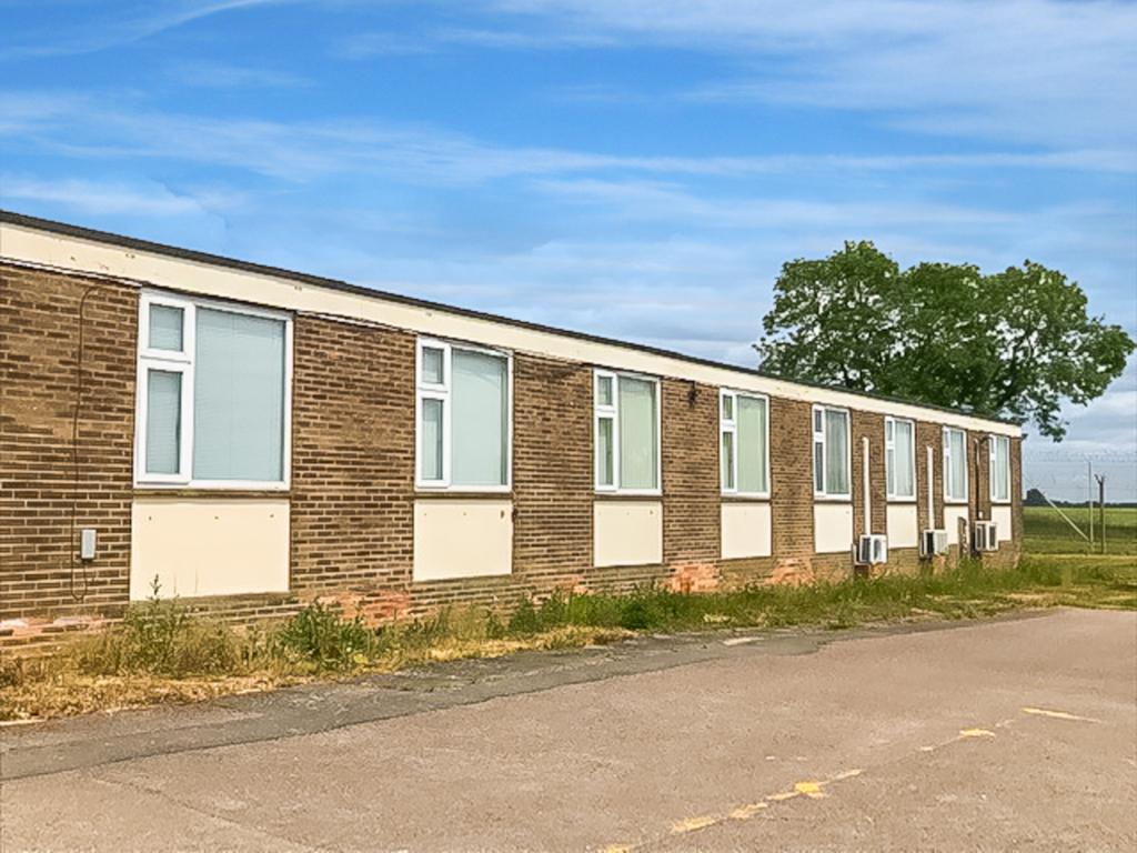 Office 3, Signals House, Bampton Business Centre North, Bampton