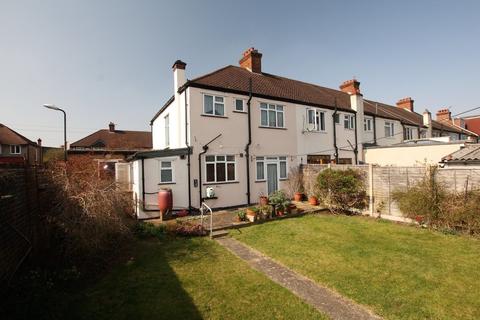 118 Chestnut Grove, Mitcham, CR4 1RB