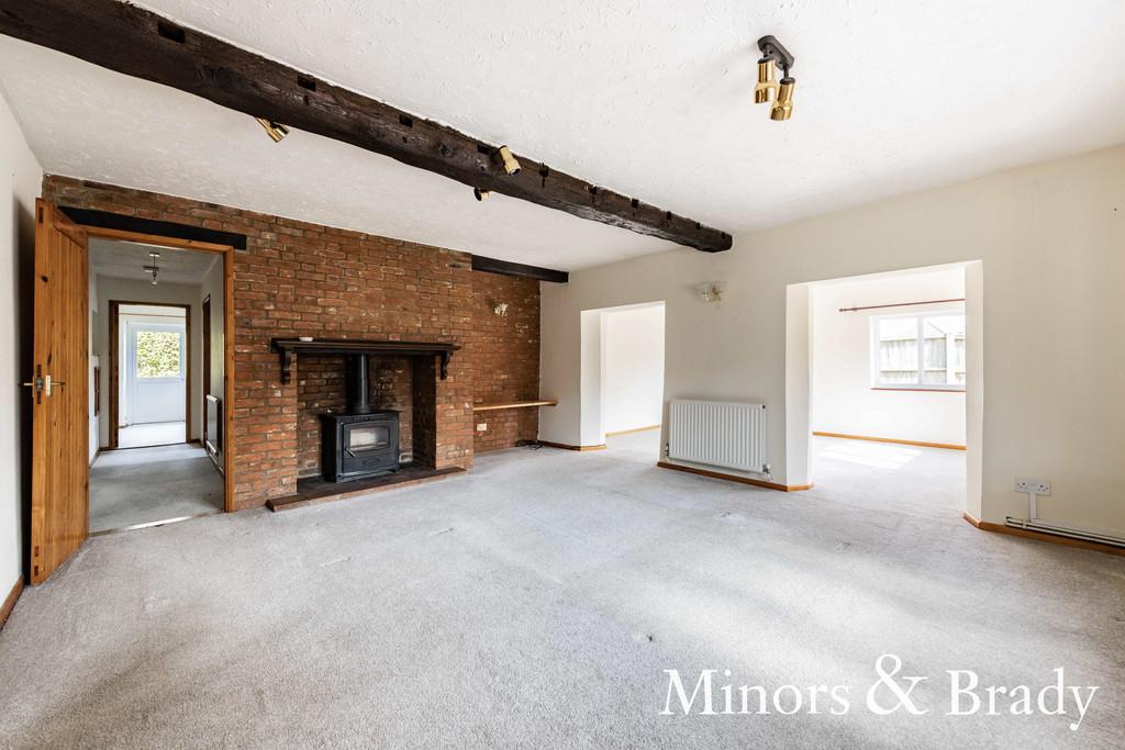 Hall Road, Barton Turf 3 bed detached bungalow £475,000