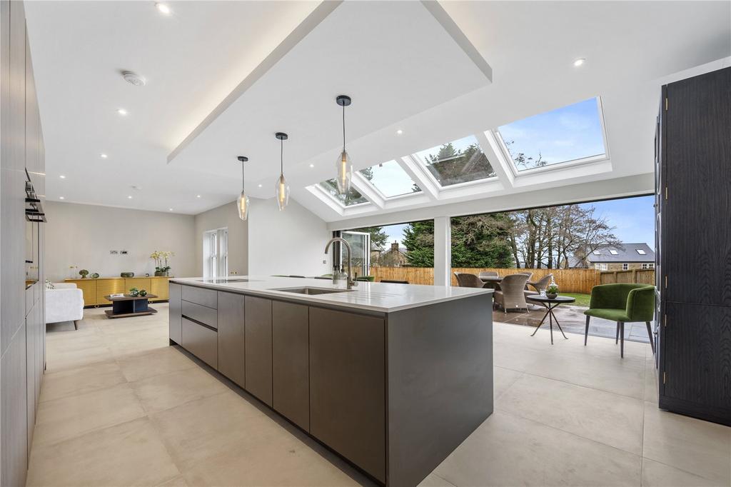 Longsight Road, Blackburn BB6 6 bed detached house for sale £1,100,000