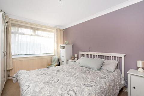 22 Silver Birch Close, Dartford, DA2 7NH