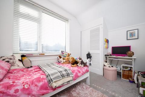 6 Collindale Avenue, Sidcup, DA15 9DW