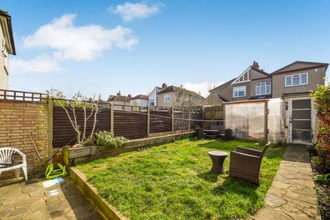 6 Collindale Avenue, Sidcup, DA15 9DW