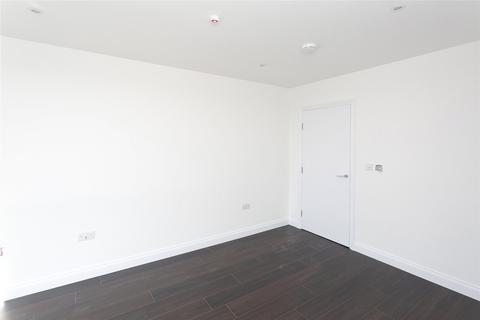 2 bedroom apartment to rent, Wellstones, Watford, WD17