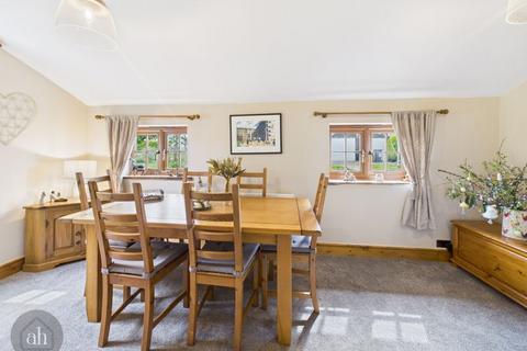 3 bedroom detached house for sale, Norton Road, Great Ashfield