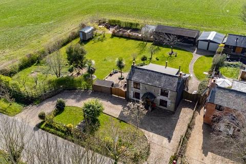 3 bedroom detached house for sale, Norton Road, Great Ashfield