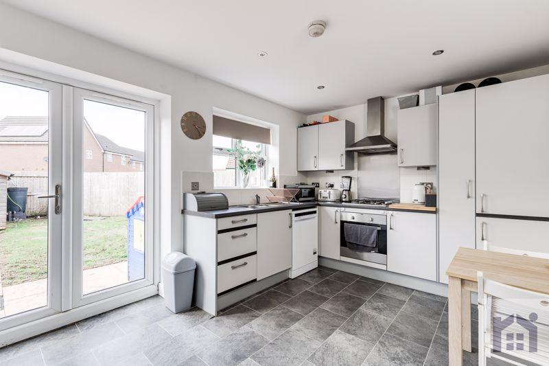 Dining kitchen
