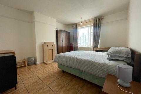 Hoylake Road, East Acton, London, W3 7NP