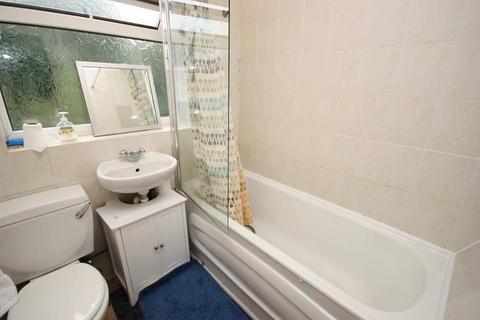 undefined, Hoylake Road, East Acton, London, W3 7NP