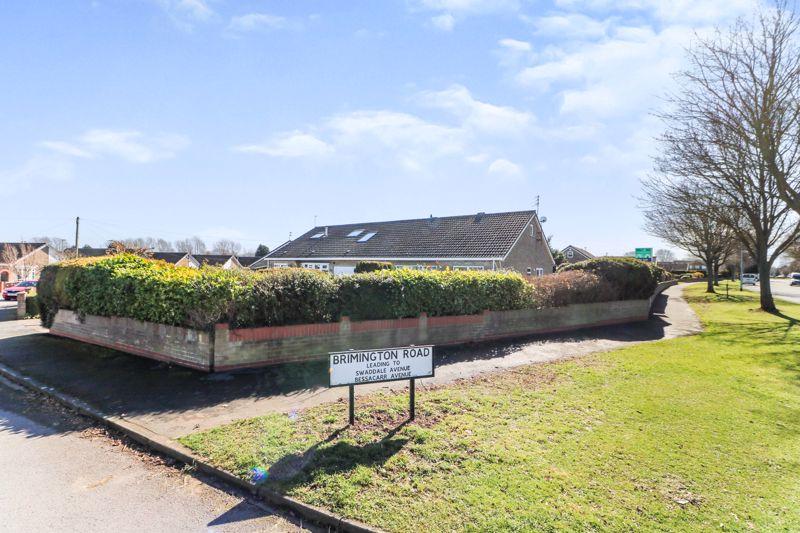 Brimington Road, Willerby 2 bed semidetached bungalow £285,000