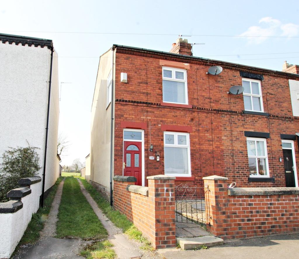 Garswood Road, AshtoninMakerfield, Wigan, WN4 3 bed end of terrace
