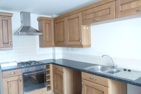 3 bedroom terraced house to rent, Oxford Gardens, Hilperton, Trowbridge