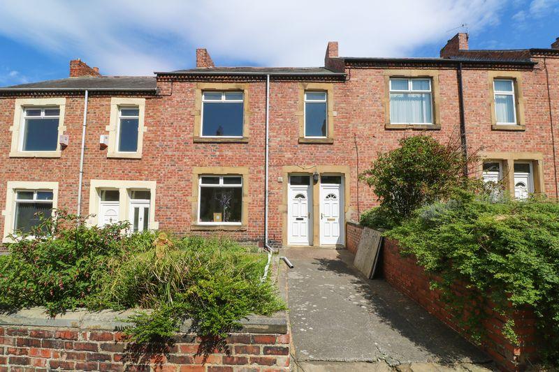 Axwell Terrace, Swalwell 3 bed apartment £450 pcm (£104 pw)