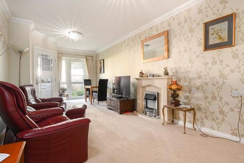 2 bedroom retirement property for sale - Churchfield Road, Walton-On-Thames
