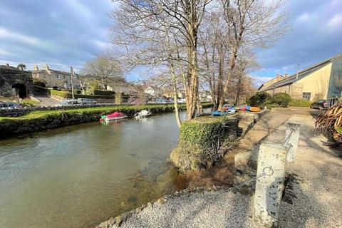 2 Brunel Quays, Lostwithiel, PL22 0JB