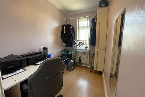 72 Grange Road, Aveley, South Ockendon, RM15 4EJ